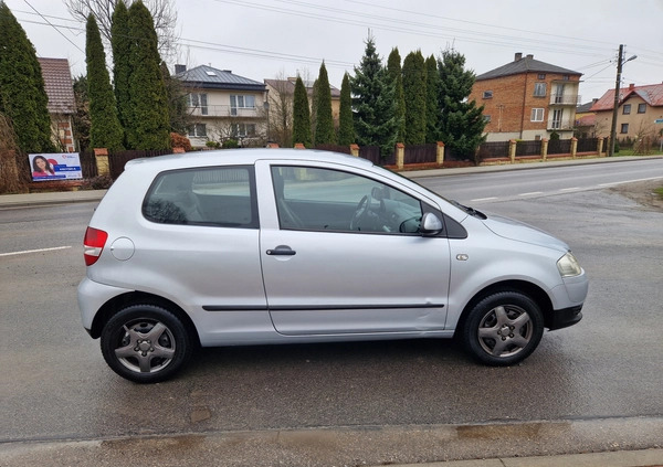 Volkswagen Fox cena 6900 przebieg: 181000, rok produkcji 2006 z Węgliniec małe 154